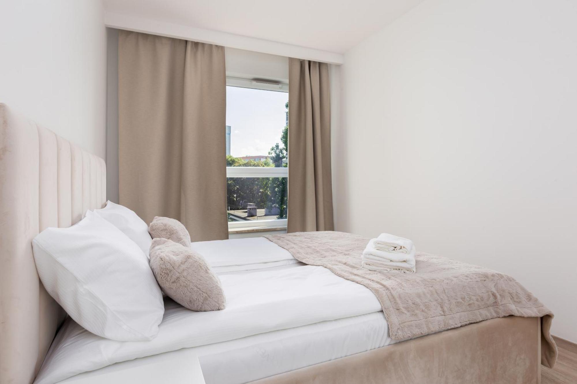 Walowa Chic Apartment กดัญสก์ ภายนอก รูปภาพ