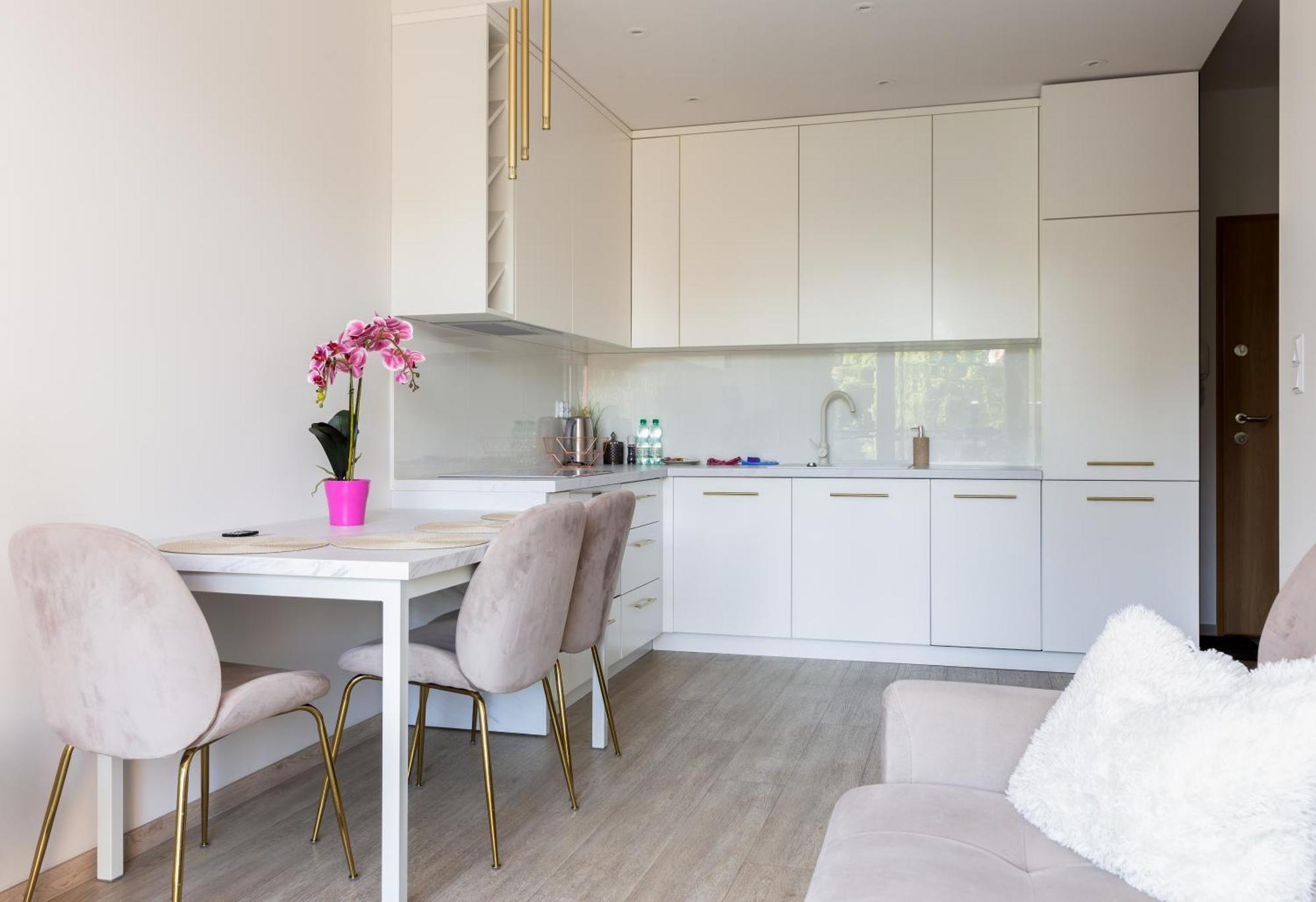 Walowa Chic Apartment กดัญสก์ ภายนอก รูปภาพ